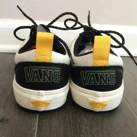 Vans Old School MTE Varsity Leather Sneaker Size 9.5 - Picture 3 of 8